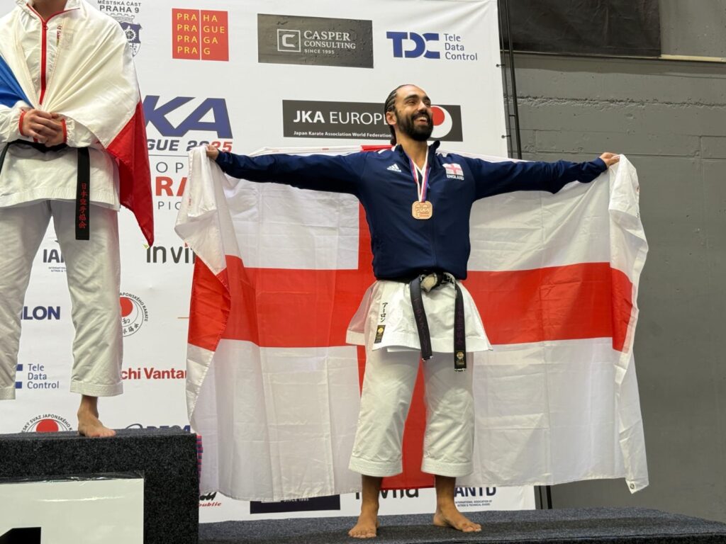 393db28a 3208 4671 8eaf 3112e93772ac